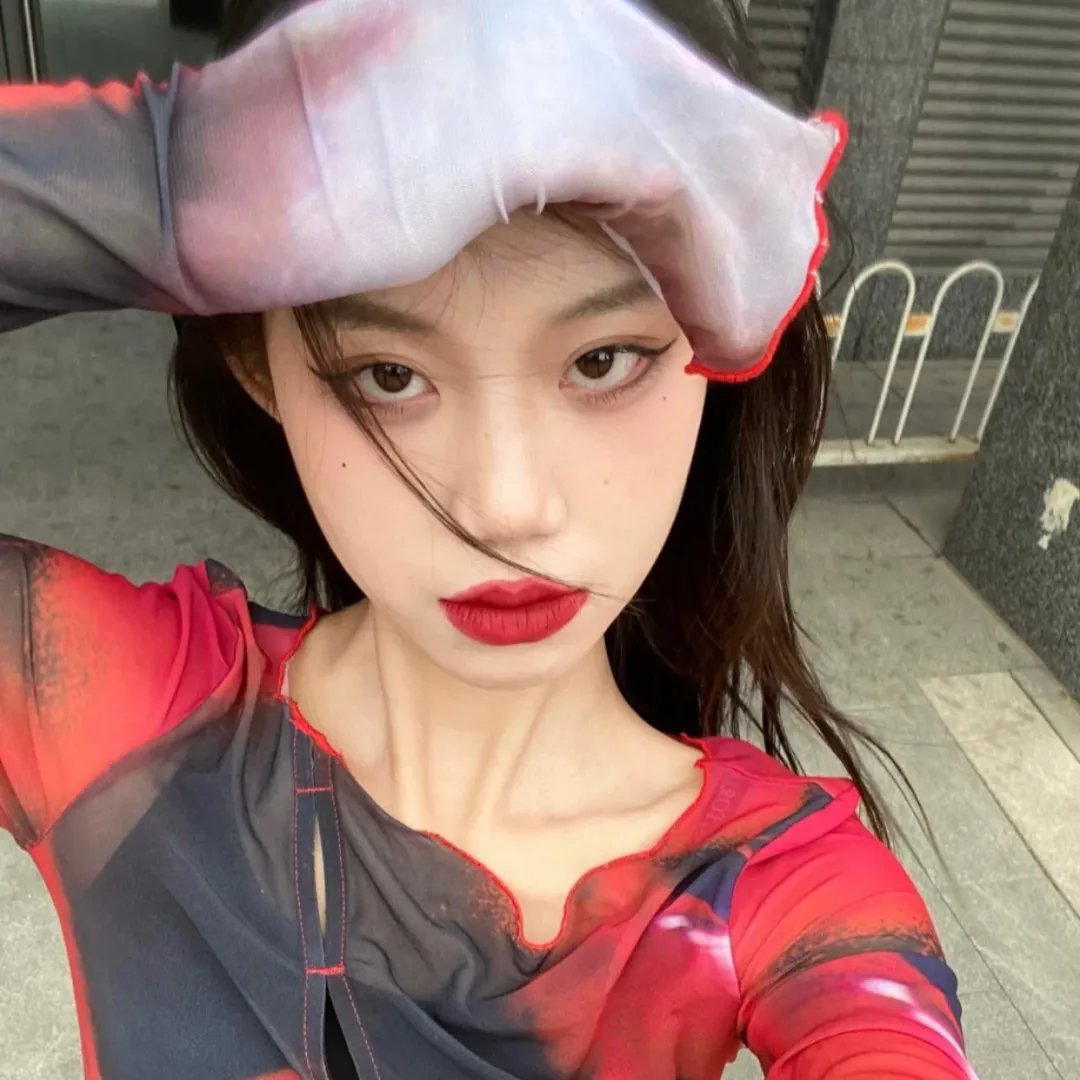 替身女配下一秒万人迷