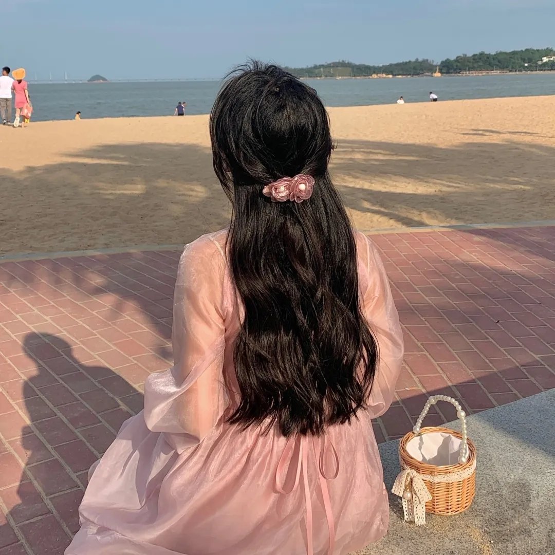 活阎王的软萌小甜包